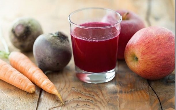 Jugo-de-manzana-zanahoria-betabel