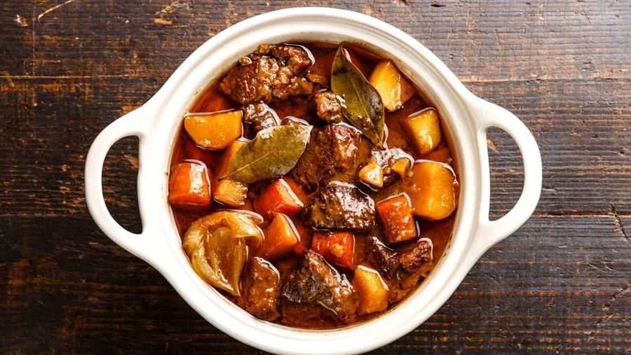 Por qué debes usar una Hoja de Laurel en todos los Guisos