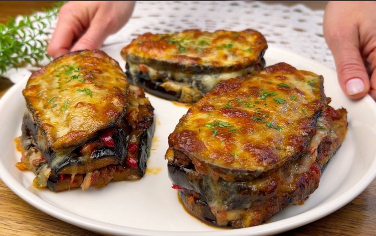 ¡Deliciosas Berenjenas Rellenas de Carne! El Plato que Sorprenderá a Todos