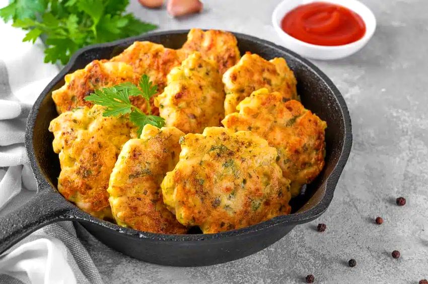 Tortitas de Pollo Doradas: ¡Un Exquisito Manjar!